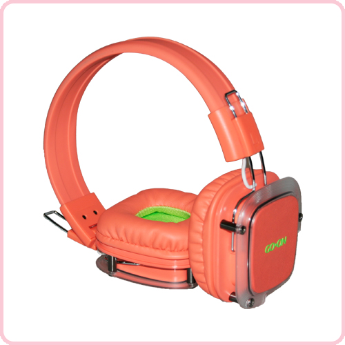 High Quality Bluetooth headphones with rechargeable lithium-polymer battery and soft headband
